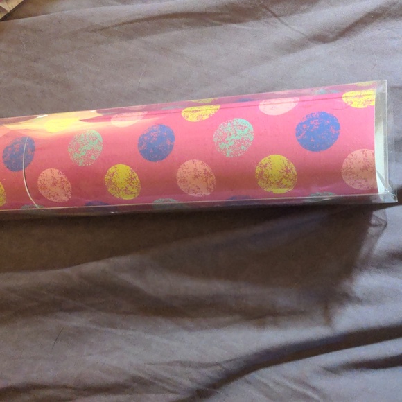 Claire's NWT Locker Wallpaper Peel and Stick Wallpaper 8.5" x 40" - Picture 4 of 12